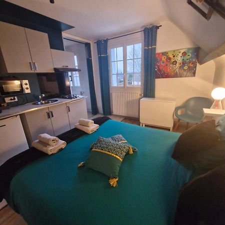 Studio et chambres d'hôtes les nuits de Gesnes Saint-Germain-du-Corbeis Extérieur photo
