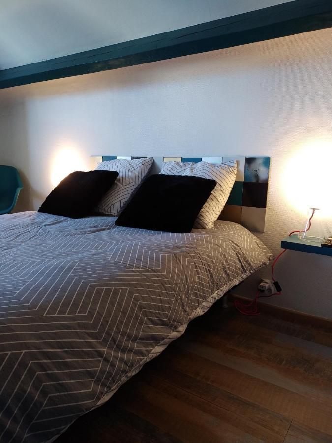 Studio et chambres d'hôtes les nuits de Gesnes Saint-Germain-du-Corbeis Extérieur photo