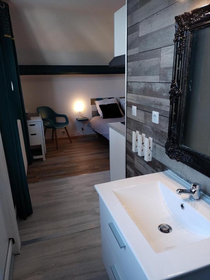 Studio et chambres d'hôtes les nuits de Gesnes Saint-Germain-du-Corbeis Extérieur photo